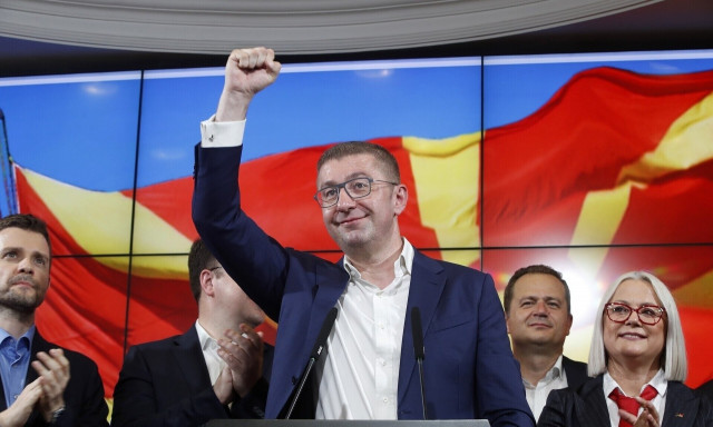 Σκόπια: Δεν σταματά να προκαλεί ο Μίτσκοσκι - Τώρα φαντασιώνεται «Δημοκρατία της Μακεδονίας»