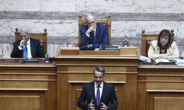 Επεισόδιο Τασούλα -Κωνσταντοπούλου: Μην βιντεοσκοπείτε ομιλητές