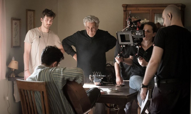 Ο Χρήστος Μάστορας στον ρόλο του Στέλιου Καζαντζίδη - Αποθέωση από την Χάρις Αλεξίου