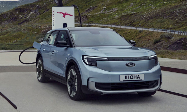 Η Ford το ξανασκέφτεται με τα ηλεκτρικά