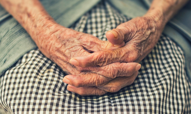 Καλαμάτα: 59χρονος παρίστανε τον γιατρό και εξαπάτησε ηλικιωμένη - Της «ξάφρισε» 4.000 ευρώ