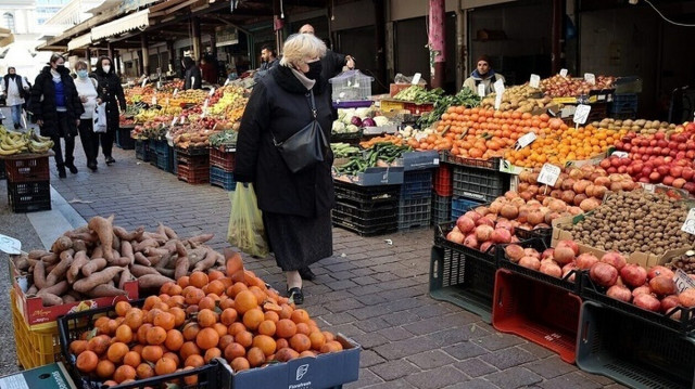 Ακρίβεια: Εξανεμίζει τις αυξήσεις σε μισθούς  συντάξεις - Σε χαμηλό επίπεδο η αγοραστική δύναμη