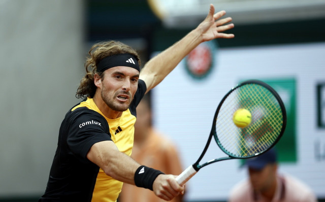 Roland Garros: Εύκολη πρόκριση για Στέφανο Τσιτσιπά