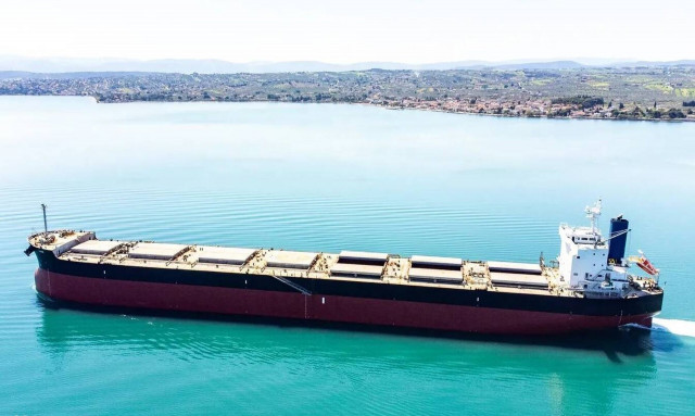 Επίθεση με πυραύλους σε πλοίο ελληνικής διαχείρισης ανοιχτά της Υεμένης