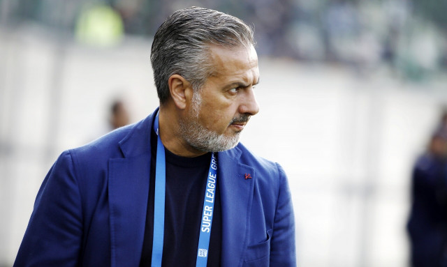 ΠΑΟΚ: Τρόμος για τον Μπότο – Πυροβόλησαν το αυτοκίνητό του πρώην αθλητικού διευθυντή της ΠΑΕ