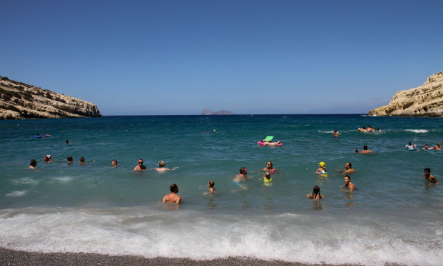 Κολυμπήστε άφοβα: Άριστης ποιότητας το 95,8% των ελληνικών θαλασσών σύμφωνα με έρευνα της ΕΕ