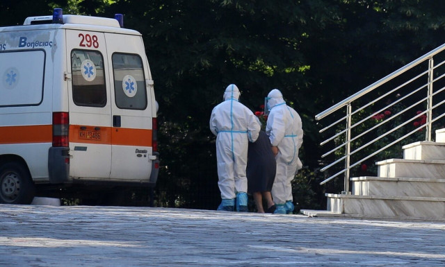 Θεσσαλονίκη: Η δίκη για τον κορονοϊό διεκόπη λόγω… κορονοϊού