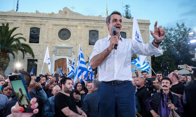 Κυριάκος Μητσοτάκης: Από την Πελοπόννησο στη μάχη της Κρήτης