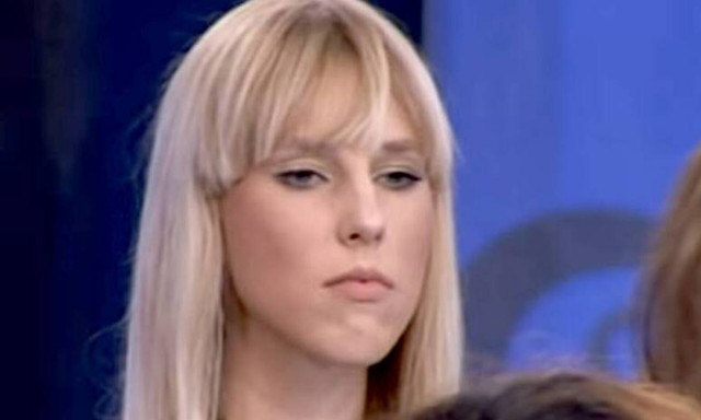 H αλλαγή της Μόνικας του GNTM παίρνει την εκδίκησή της 15 χρόνια μετά - «Δεν είσαι όμορφη!»