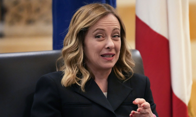 Ιταλία: Η πληρωμένη απάντηση της Μελόνι σε πολιτικό της αντίπαλο – «Πρόεδρε, είμαι αυτή η σκύλα»