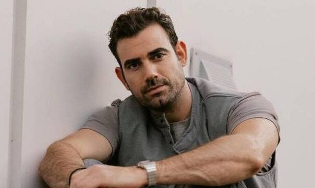 Συγκινεί ο Νίκος Πολυδερόπουλος: «Ο χαμός του αδερφού μου με έκανε να θέλω να γίνω πιο πολύ πατέρας»