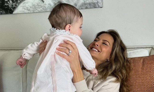 Μαρία Μενούνος: Βάφτισε την κόρη της, Αθηνά - Οι φωτογραφίες από την Αμερική