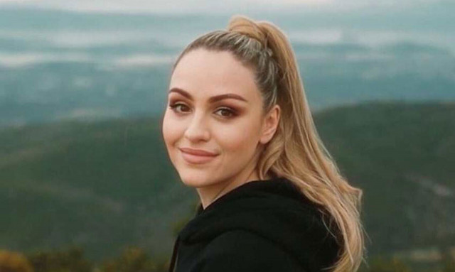 «Letting go»: Συγκινεί το νέο τραγούδι της Άρτε