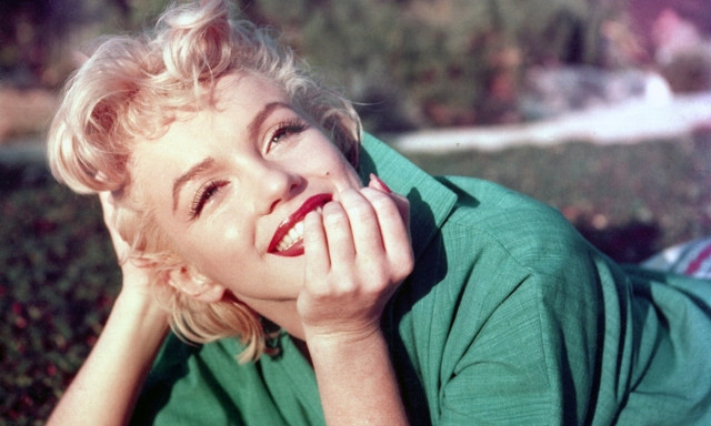 Μέριλιν Μονρόε: Η Νόρμα Τζιν γεννήθηκε σαν σήμερα - Ένα μικρό κορίτσι σε έναν μεγάλο κόσμο