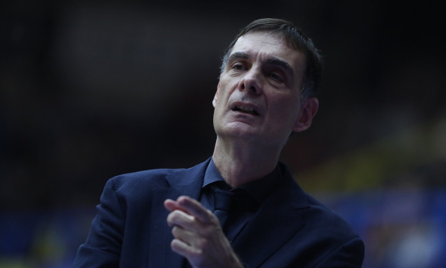 Ολυμπιακός: Καμία δήλωση Μπαρτζώκα σε ένδειξη διαμαρτυρίας - Επεισόδιο Μπαφέ με οπαδό Περιστέριου