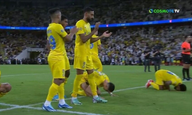 Άσε μας ρε Κριστιάνο – Προσευχήθηκε σε δύο θρησκείες ο Πορτογάλος