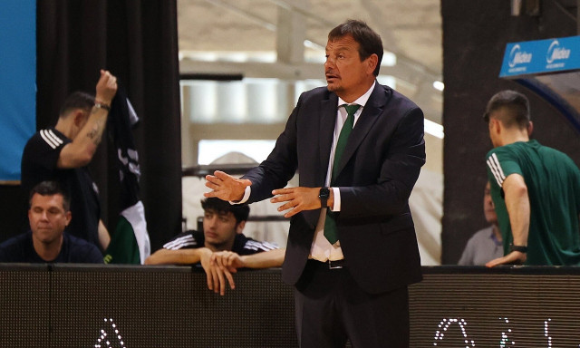 Παναθηναϊκός AKTOR: Εκνευρισμός Αταμάν και παικτών για το «ξύλο» του Άρη