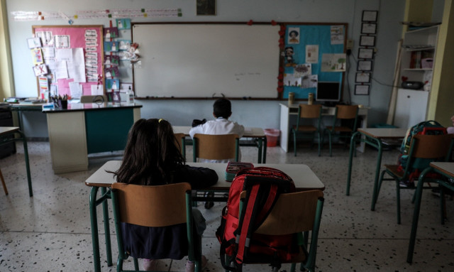 Σχολεία: Ξεκινούν στάσεις εργασίας δάσκαλοι και καθηγητές