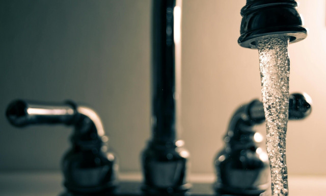 ΕΟΔΥ για Μαγνησία: Κατανάλωση μόνο εμφιαλωμένου νερού - Εντοπίστηκε σαλμονέλα στο νερό βρύσης