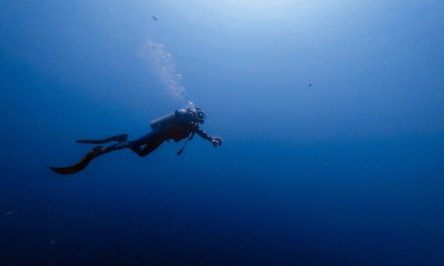 Σαμοθράκη: Πυροσβέστης ήταν ο άτυχος ψαροντουφεκάς – Κρατούνται οι δύο επιβαίνοντες του σκάφους
