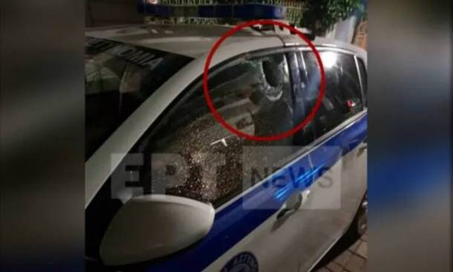 Βίντεο – ντοκουμέντο: Ρομά επιτίθενται σε περιπολικό στο Χαλάνδρι