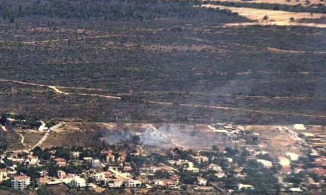 Υπό μερικό έλεγχο η φωτιά στη Βαρυμπόμπη