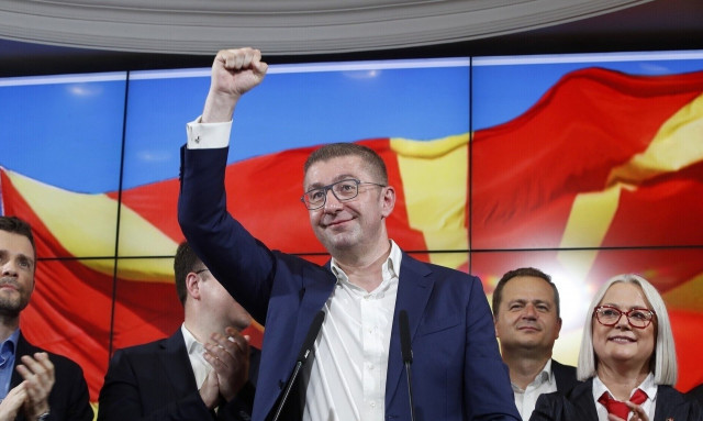 Μίτσκοσκι: «Σέβομαι τη Συμφωνία των Πρεσπών, αλλά θα λέω τη χώρα μου... Μακεδoνία»