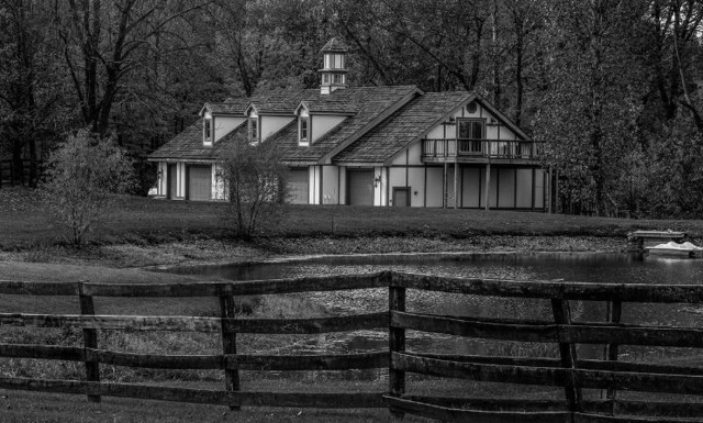 Φρίκη σε φάρμα: Βρέθηκαν 10.000 οστά - Φόβοι για serial killer με πάνω από 25 δολοφονίες