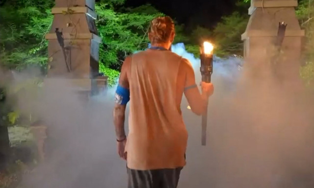 Survivor: Με δάκρυα αποχώρησε ο Σταμάτης από το παιχνίδι – Αυτή είναι τελική εξάδα του ριάλιτι