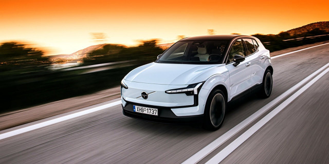 Volvo: Το νέο EX30 από 26.570 ευρώ ή από 249 ευρώ το μήνα