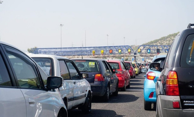 Αθηνών-Κορίνθου: Προσωρινή και πλήρης διακοπή της κυκλοφορίας όλων των φορτηγών άνω των 3,5 τόνων