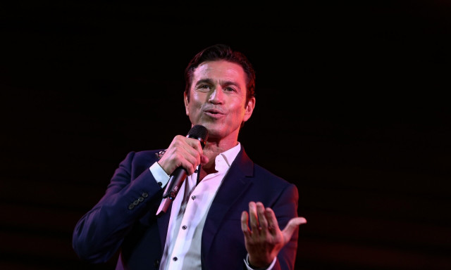 Ωδείο Ηρώδου Αττικού: Ο Μάριος Φραγκούλης τιμά τα 100 χρόνια του Μίκη