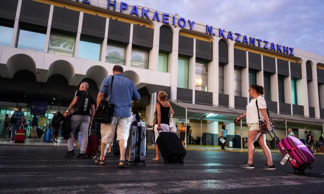 FTI: Η Κρήτη θα χάσει φέτος τουλάχιστον 40.000 επισκέπτες - Πώς αντιδρούν οι επαγγελματίες τουρισμού