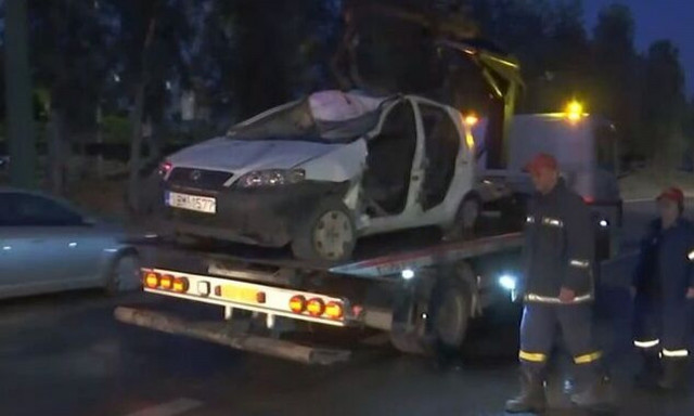 Τροχαίο στη Συγγρού: Αυτοκίνητο προσέκρουσε σε νησίδα και ανετράπη - Στο νοσοκομείο δύο γυναίκες