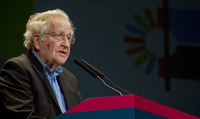 Επιδεινώθηκε η υγεία του Νόαμ Τσόμσκι: Δεν μπορεί ούτε να μιλήσει