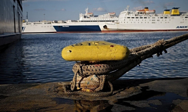 Μηχανική βλάβη σε πλοίο που επέστρεψε στη Ρόδο - Ταλαιπωρία για 396 επιβάτες