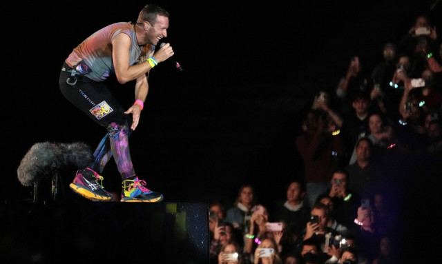 Οι Coldplay καλούν το κοινό να παίξει στο βιντεοκλίπ που θα γυρίσουν στο Ηρώδειο