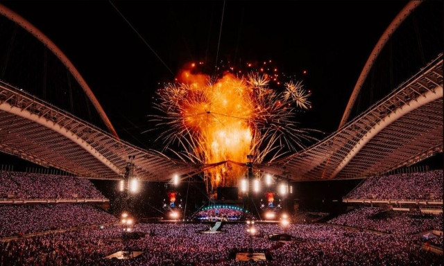 Coldplay: Φαντασμαγορικό υπερθέαμα και το δεύτερο σόου τους στο ΟΑΚΑ