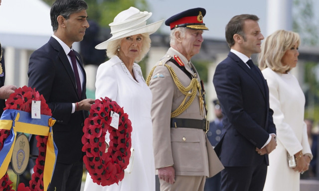 Σούνακ: Δεν παραιτείται μετά την γκάφα του κατά τις εκδηλώσεις της D-Day