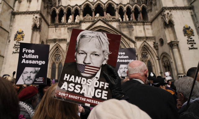 Τζούλιαν Ασάνζ: Τον επόμενο μήνα εξετάζεται η έφεση κατά της έκδοσής του στις ΗΠΑ