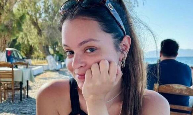 Άλλος άνθρωπος η Μαριτίνα Ντενίση: Πόζαρε με μαγιό μετά την απώλεια κιλών και μας «έβαλε» τα γυαλιά