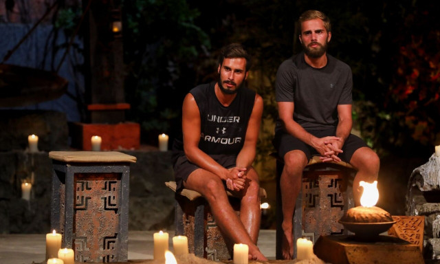 Survivor: Πανωλεθρία για τους Κόκκινους και υποψήφιος ο Γκιουλέκας