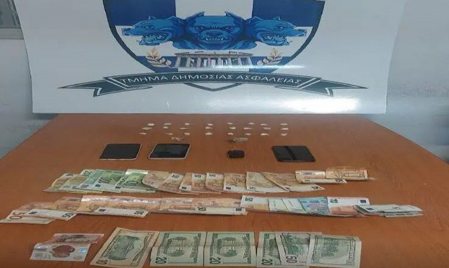 Συνελήφθησαν δυο αλλοδαποί για διακίνηση κοκαΐνης - Πώς έκαναν το ταμπλό... καβάτζα