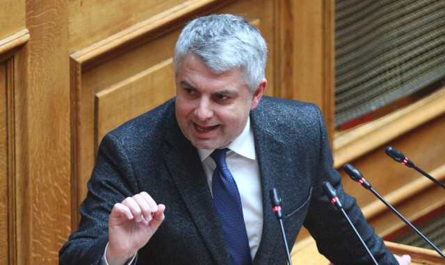 Καζάνι που βράζει το ΠΑΣΟΚ: Επιστολή Κωνσταντινόπουλου θέτει ζήτημα ηγεσίας του κόμματος