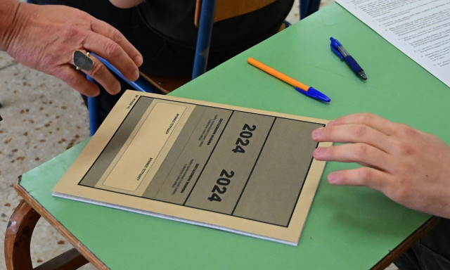Πανελλήνιες 2024: Αυτά είναι τα θέματα σε Ιστορία, Φυσική και Οικονομία–Φινάλε για τους υποψηφίους