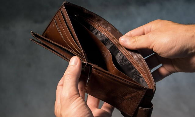 Δραματικά στοιχεία από Eurostat: Ένας στους τέσσερις Έλληνες στο όριο της φτώχειας