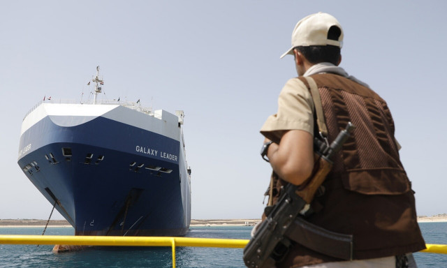 ΠΕΝΕΝ: Νεκρός ναυτεργάτης σε ελληνόκτητο πλοίο από επίθεση των Χούθι στην Υεμένη