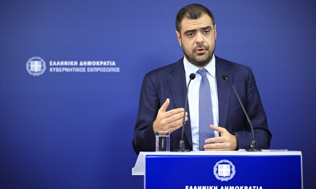 Μαρινάκης για τα περί ανασχηματισμού: «Η κυβέρνηση προχωρά το έργο της, με τη σύνθεση που ισχύει»