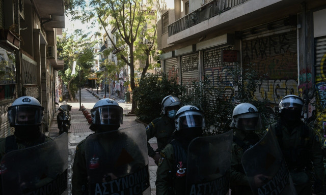 ΕΛ.ΑΣ.: Εννέα συλλήψεις για επιθέσεις σε αστυνομικούς στα Εξάρχεια