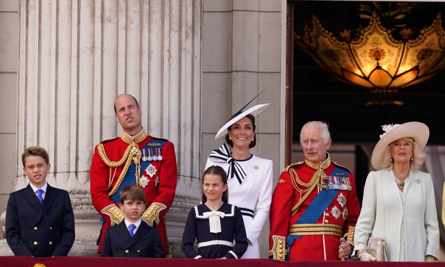 Η θριαμβευτική επιστροφή της Κέιτ στη δημόσια ζωή εν μέσω της μάχης της με τον καρκίνο